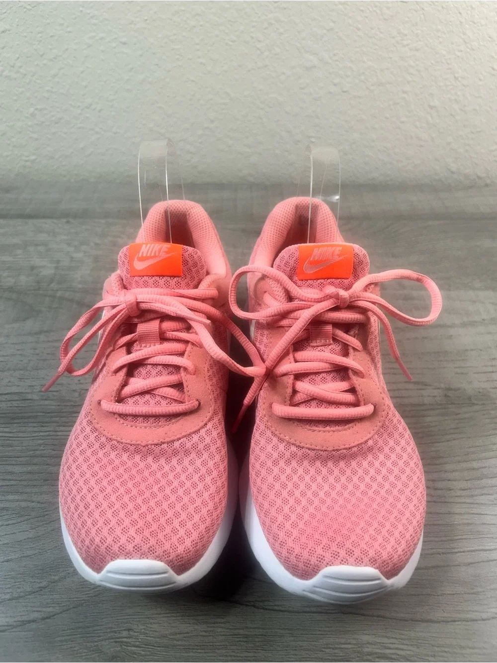 Nike Tanjun Shoes Size 7.5 Women's Coral Pink Running Sneakers